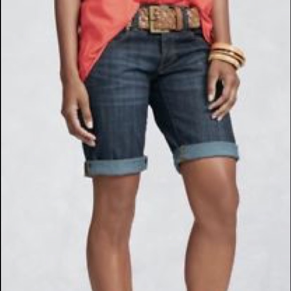 CAbi Pants - CABI LOU LOU JEAN BERMUDA SHORTS